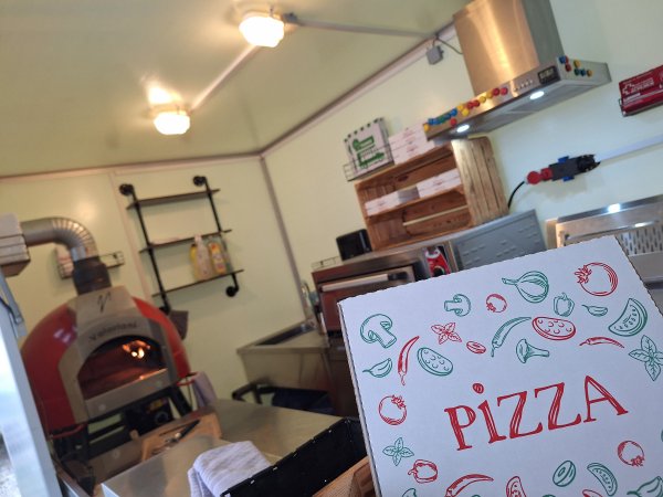 Pizzaverkauf in Wiesenfelden